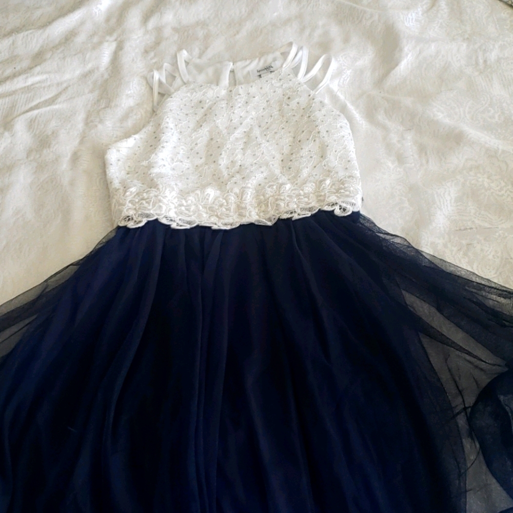 Speechless white and navy blue dress size 14